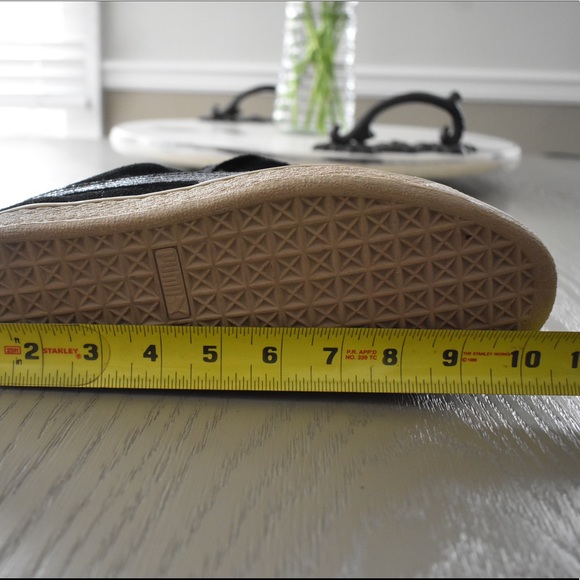 Puma Sneakers Black Satin Bow White Sole Size 8 - Picture 9 of 9